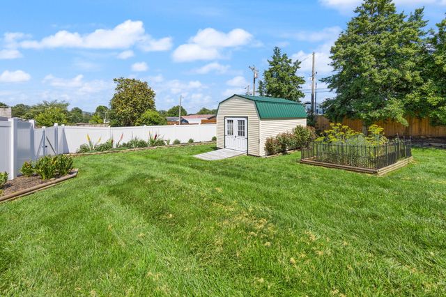 237 Hickory Avenue, Somerset, KY 42503