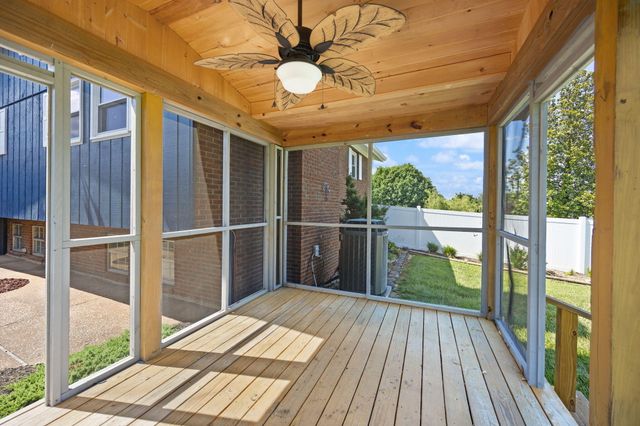 237 Hickory Avenue, Somerset, KY 42503