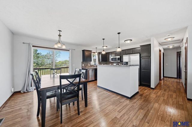 5249 N 9th Circle, Lincoln, NE 68521