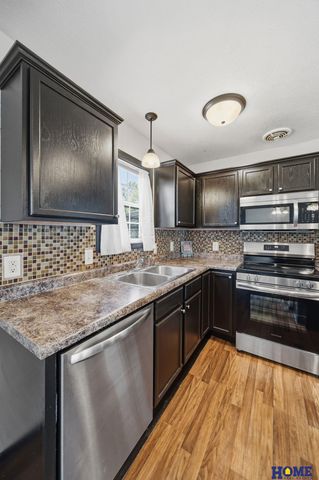 5249 N 9th Circle, Lincoln, NE 68521