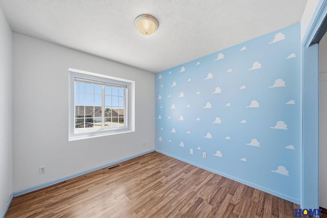 5249 N 9th Circle, Lincoln, NE 68521