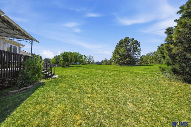 5249 N 9th Circle, Lincoln, NE 68521