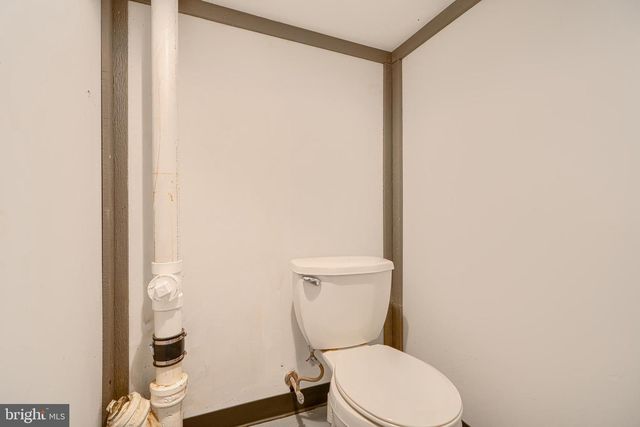 6905 BANK ST, Baltimore, MD 21224