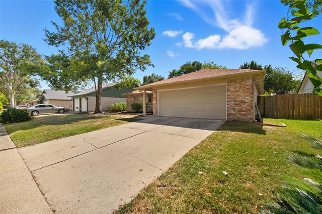 17819 Fieldglen Drive, Houston, TX 77084