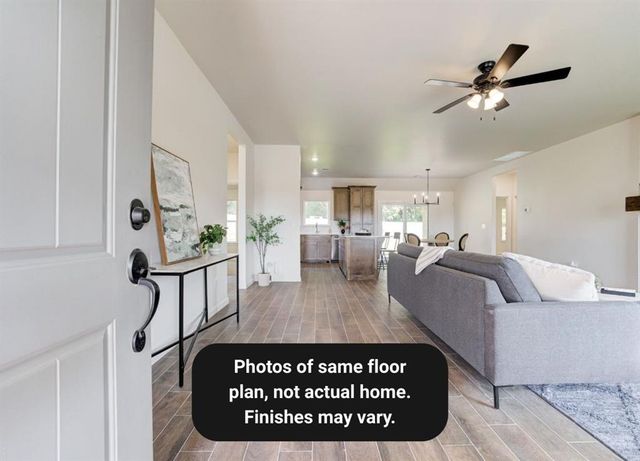 120 Mountain Laurel Way, Noble, OK 73068