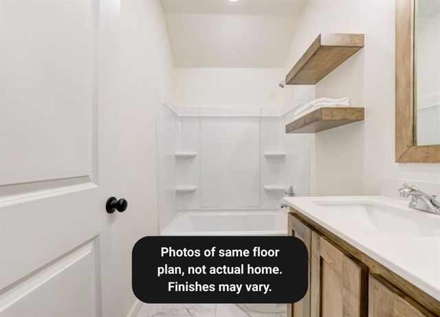 120 Mountain Laurel Way, Noble, OK 73068