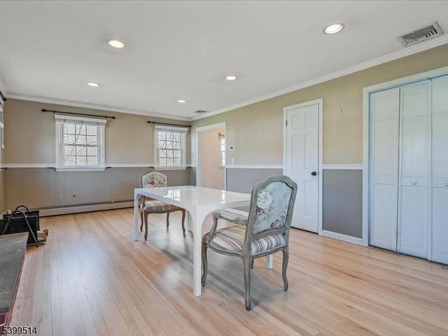 1 Cleveland Ave, Morris Plains Boro, NJ 07950