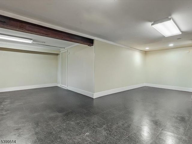 1 Cleveland Ave, Morris Plains Boro, NJ 07950