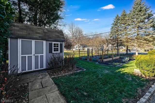 1 Cleveland Ave, Morris Plains Boro, NJ 07950