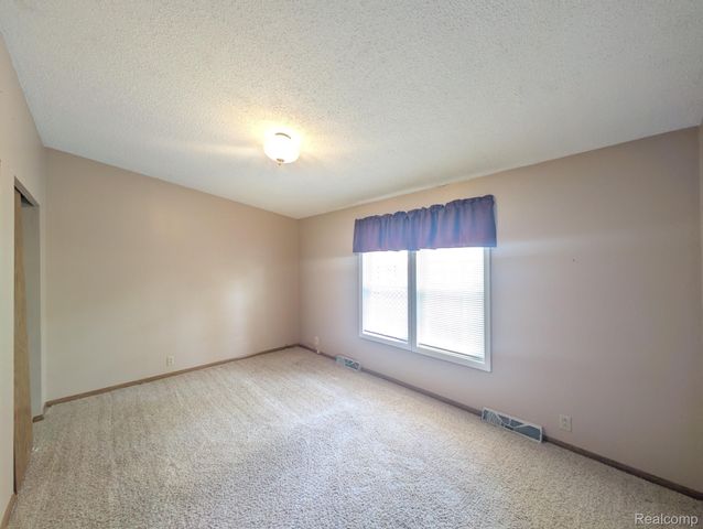 636 Park View, Clio, MI 48420
