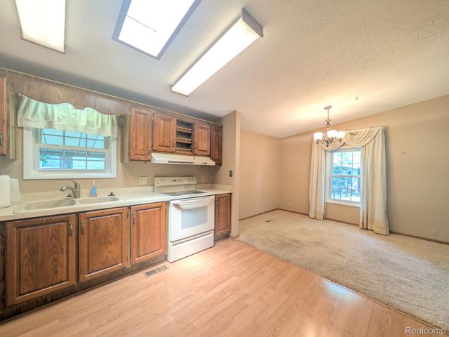 636 Park View, Clio, MI 48420