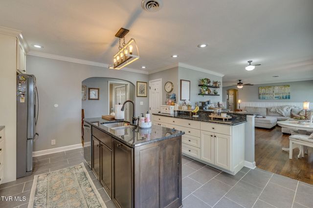 315 Hillcrest Drive, Greeneville, TN 37745