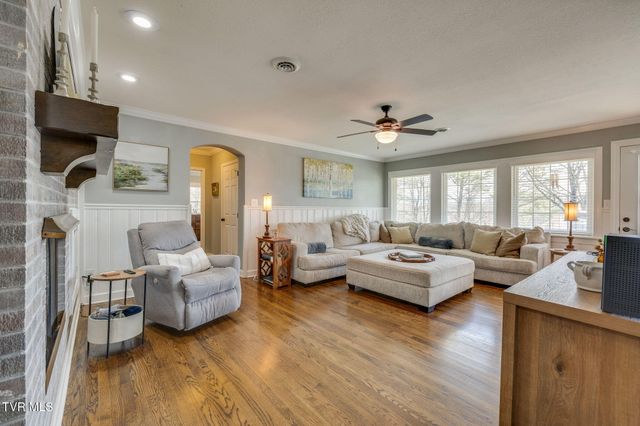 315 Hillcrest Drive, Greeneville, TN 37745