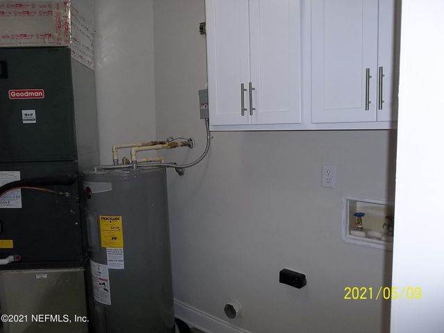 8072 KILWINNING Lane, Jacksonville, FL 32244