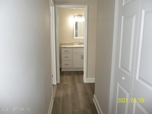 8072 KILWINNING Lane, Jacksonville, FL 32244