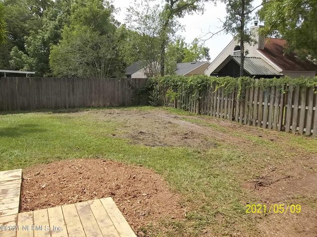 8072 KILWINNING Lane, Jacksonville, FL 32244