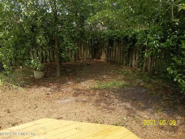 8072 KILWINNING Lane, Jacksonville, FL 32244