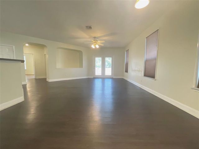 4412 Woodstock DR, Georgetown, TX 78633