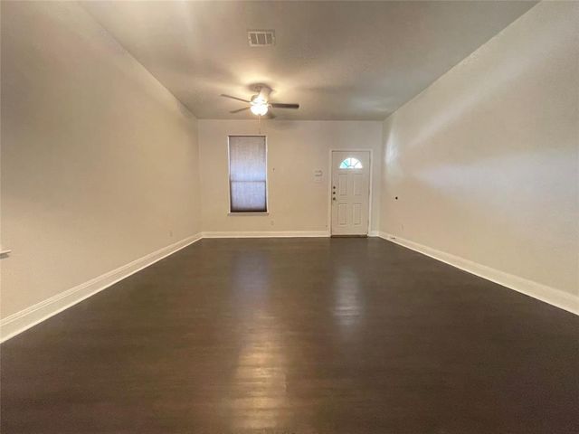 4412 Woodstock DR, Georgetown, TX 78633
