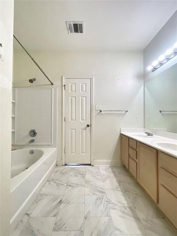 4412 Woodstock DR, Georgetown, TX 78633