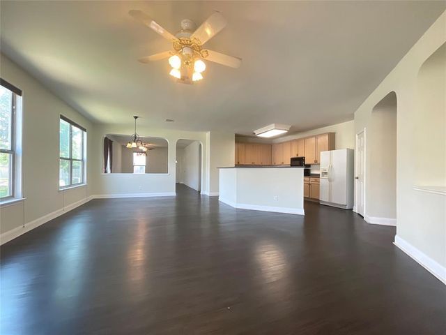 4412 Woodstock DR, Georgetown, TX 78633