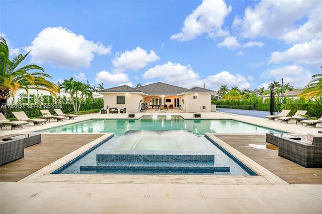 433 NW 127th Avenue, Miami, FL 33182