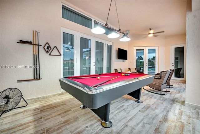 433 NW 127th Avenue, Miami, FL 33182