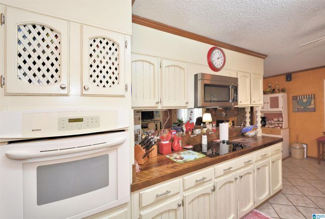 115 WESTWOOD DRIVE SW, Bessemer, AL 35022