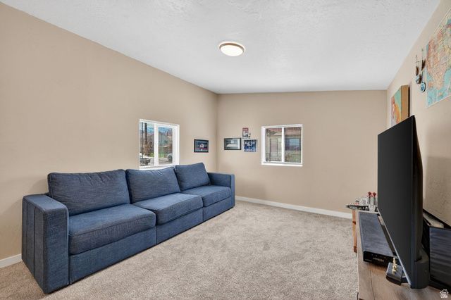 636 W 4TH AVE, Midvale, UT 84047