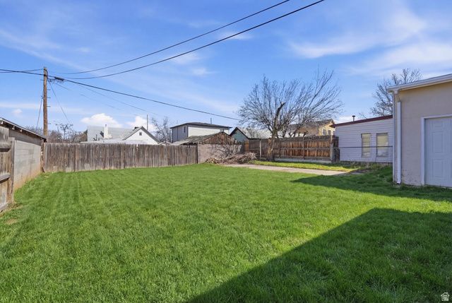 636 W 4TH AVE, Midvale, UT 84047