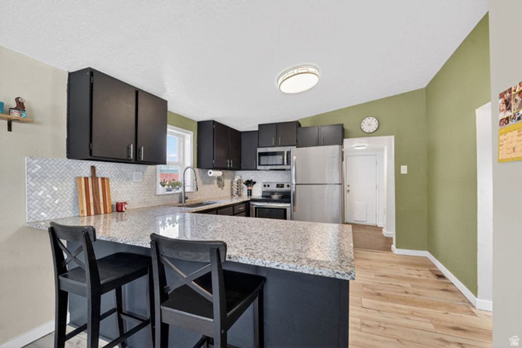 Image 5 of property listing at 636 W 4TH AVE, Midvale, UT 84047