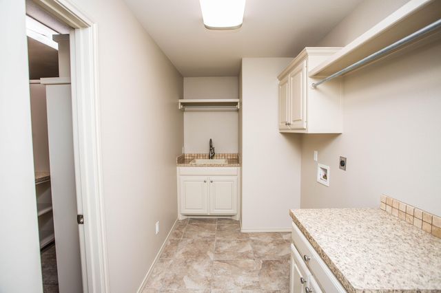 11210 Kirby Avenue, Lubbock, TX 79424