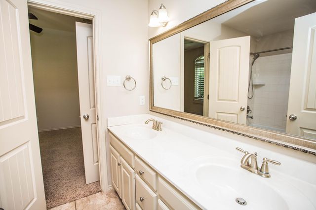 11210 Kirby Avenue, Lubbock, TX 79424