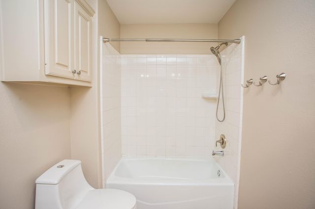 11210 Kirby Avenue, Lubbock, TX 79424