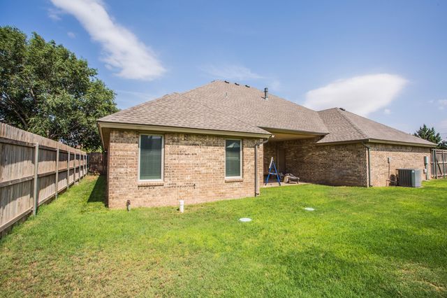 11210 Kirby Avenue, Lubbock, TX 79424