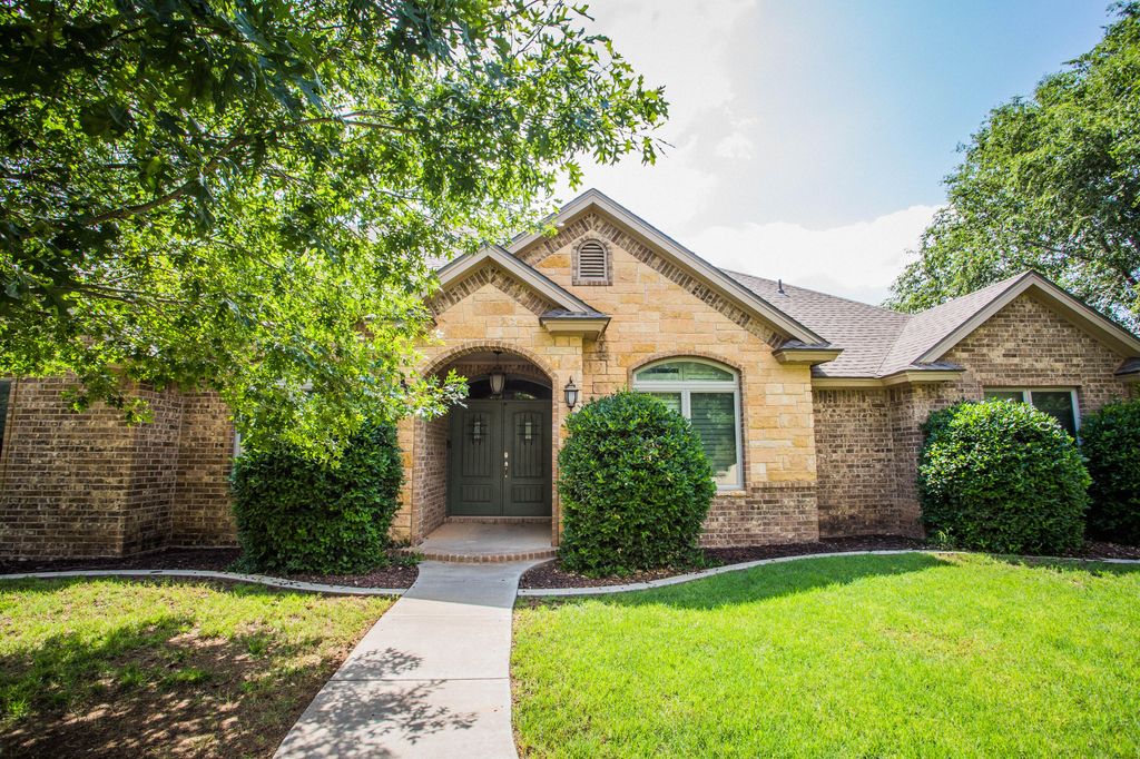 11210 Kirby Avenue, Lubbock, TX 79424