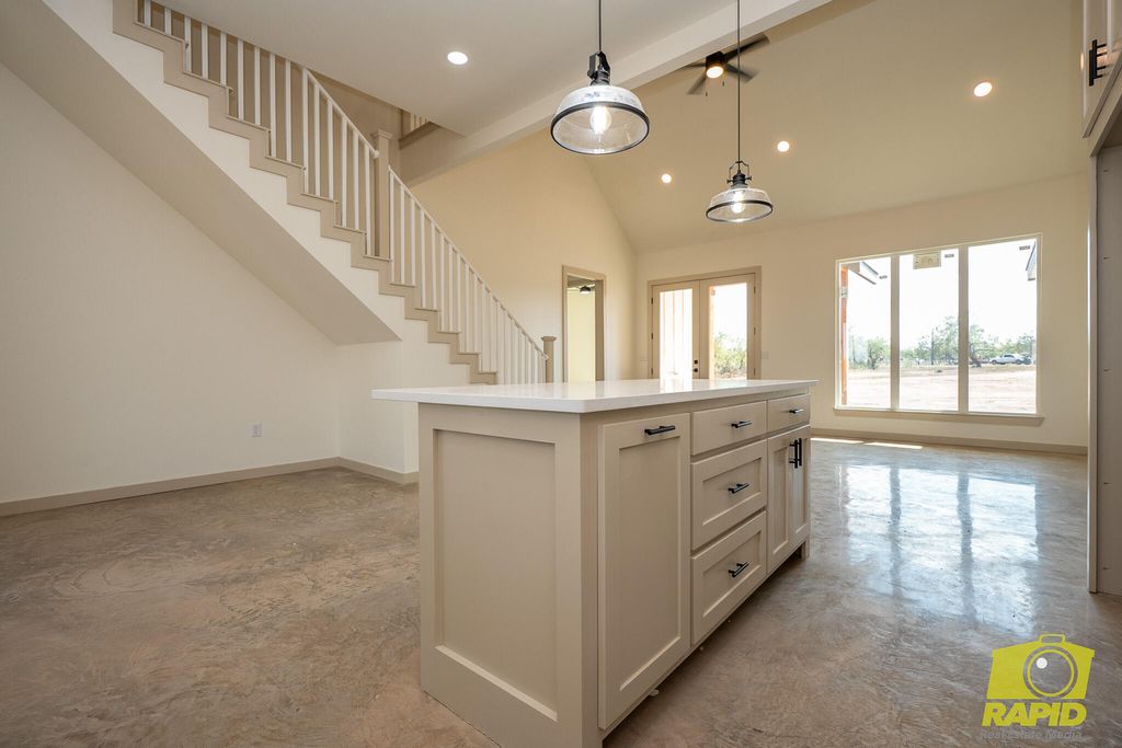 Image 12 of property listing at 10954 Twin Lakes Lane, San Angelo, TX 76904