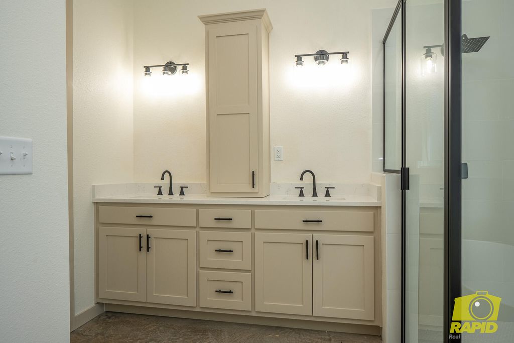 Image 31 of property listing at 10954 Twin Lakes Lane, San Angelo, TX 76904