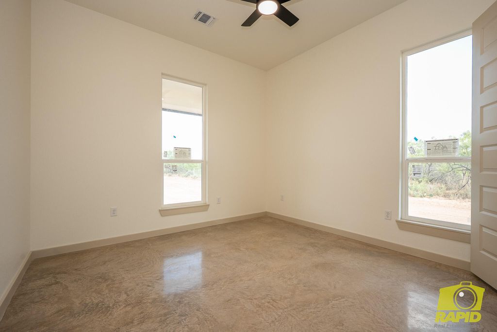 Image 38 of property listing at 10954 Twin Lakes Lane, San Angelo, TX 76904