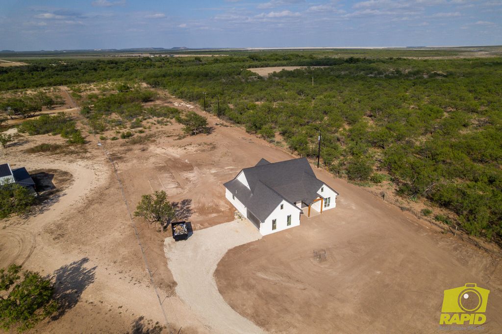 Image 47 of property listing at 10954 Twin Lakes Lane, San Angelo, TX 76904
