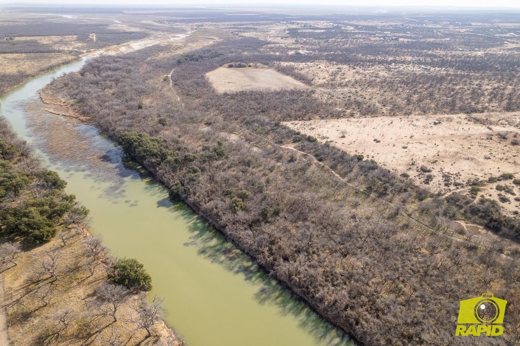 Image 57 of property listing at 10954 Twin Lakes Lane, San Angelo, TX 76904