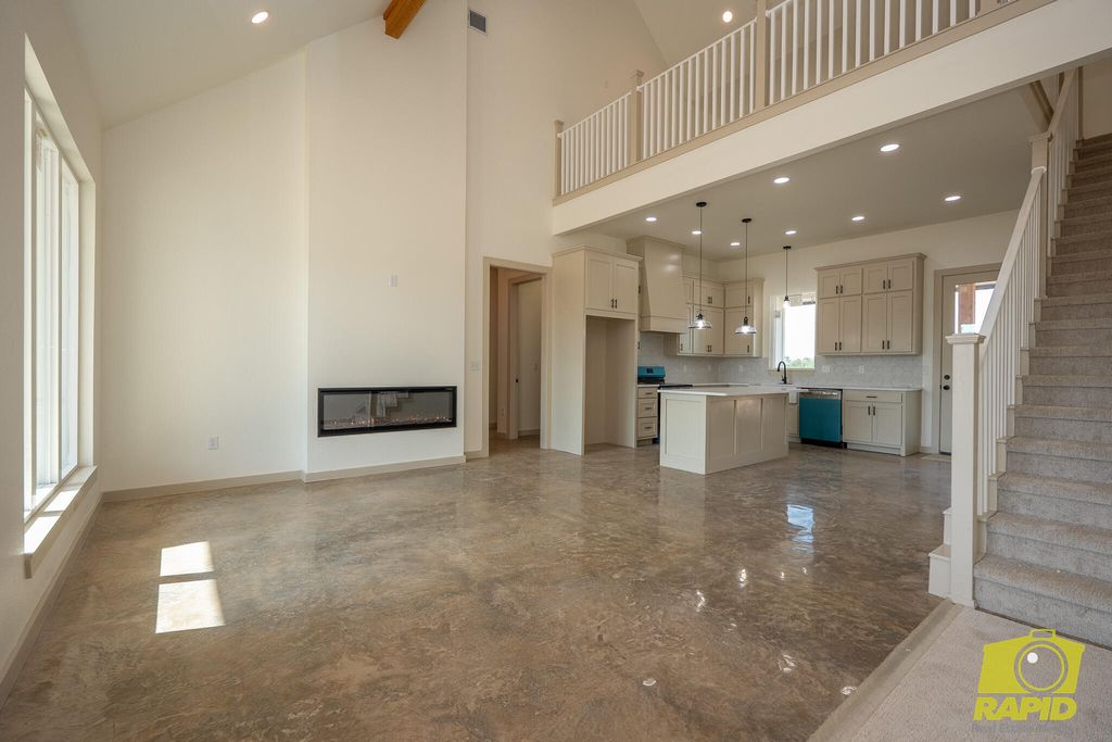 Image 7 of property listing at 10954 Twin Lakes Lane, San Angelo, TX 76904