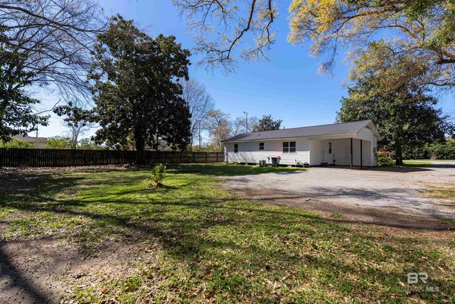 901 W 7th Street, Bay Minette, AL 36507