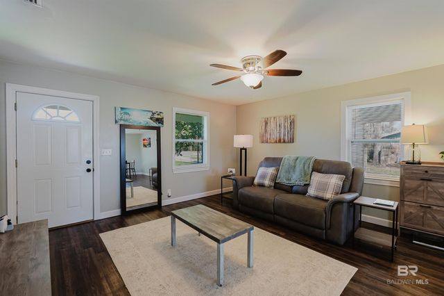 901 W 7th Street, Bay Minette, AL 36507
