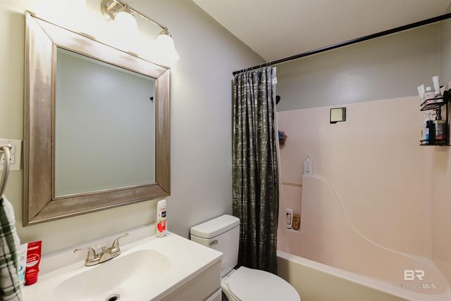 901 W 7th Street, Bay Minette, AL 36507
