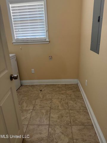 11 Silver Leaf Drive, Hattiesburg, MS 39401