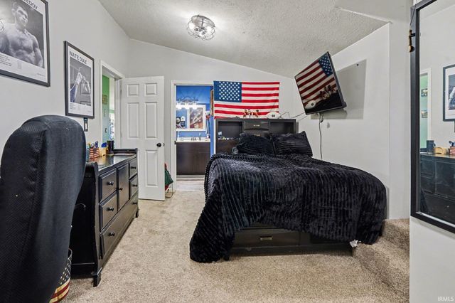 27320 Nelson Street, Elkhart, IN 46517