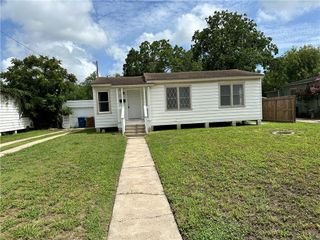 3410 Kenwood Dr, Corpus Christi, TX 78408