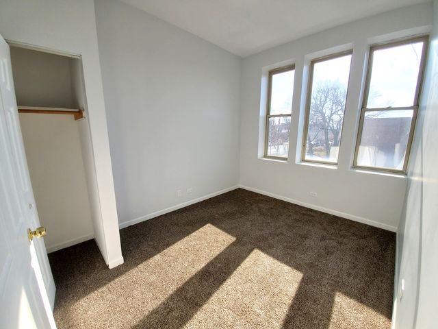 752 E 43rd Street 2E, Chicago, IL 60653