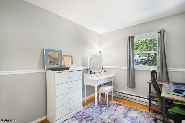 27 Adelphi Trl, Hopatcong Boro, NJ 07843